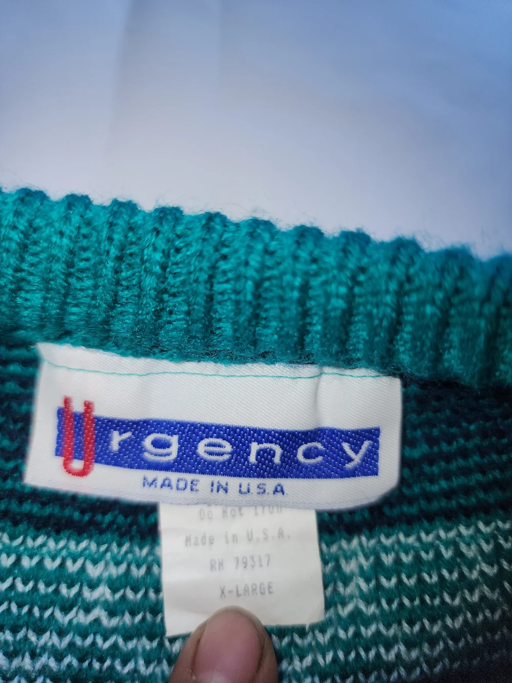 VTG URGENCY Women's Knit Sweater Multi-pattern  Geometric Rows Green Size Xlarge